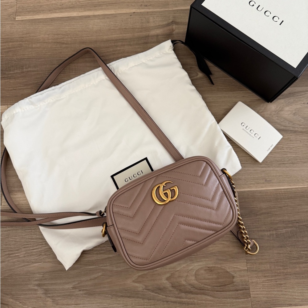Gucci mini GG Marmont chain shoulder bag